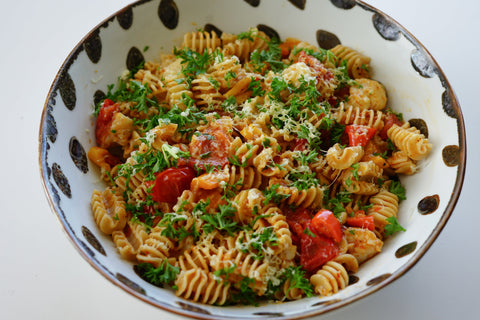 Capsicum, Prawn and Tomato Radiatori Salad